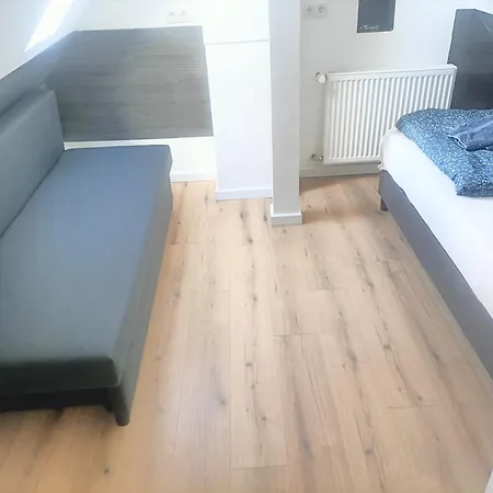 Haus,weinberg22 * Rüsselsheim
