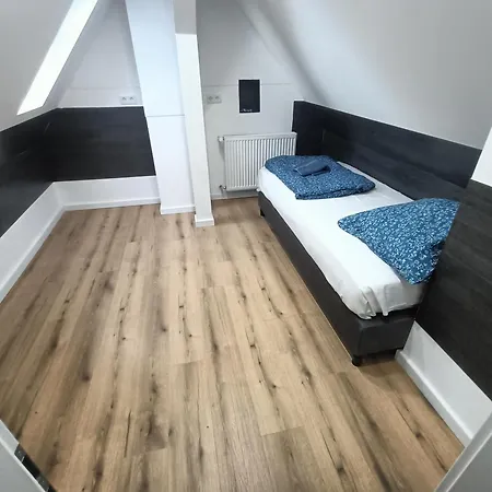 Haus,weinberg22 *