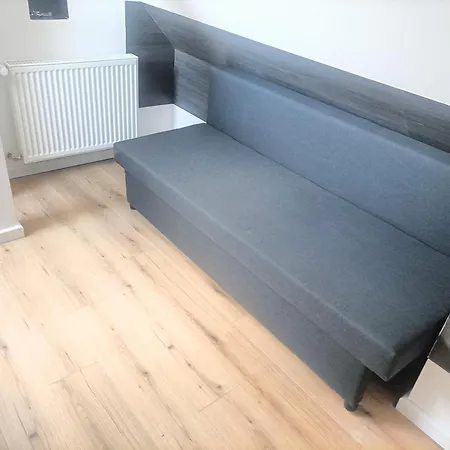 Haus,weinberg22 * روزلسهايم