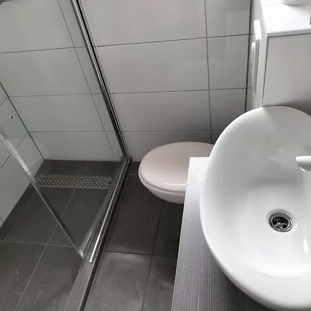 Haus,weinberg22 아파트