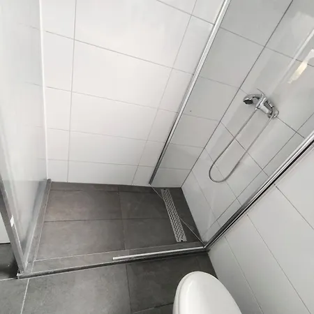 Haus,weinberg22 아파트 *